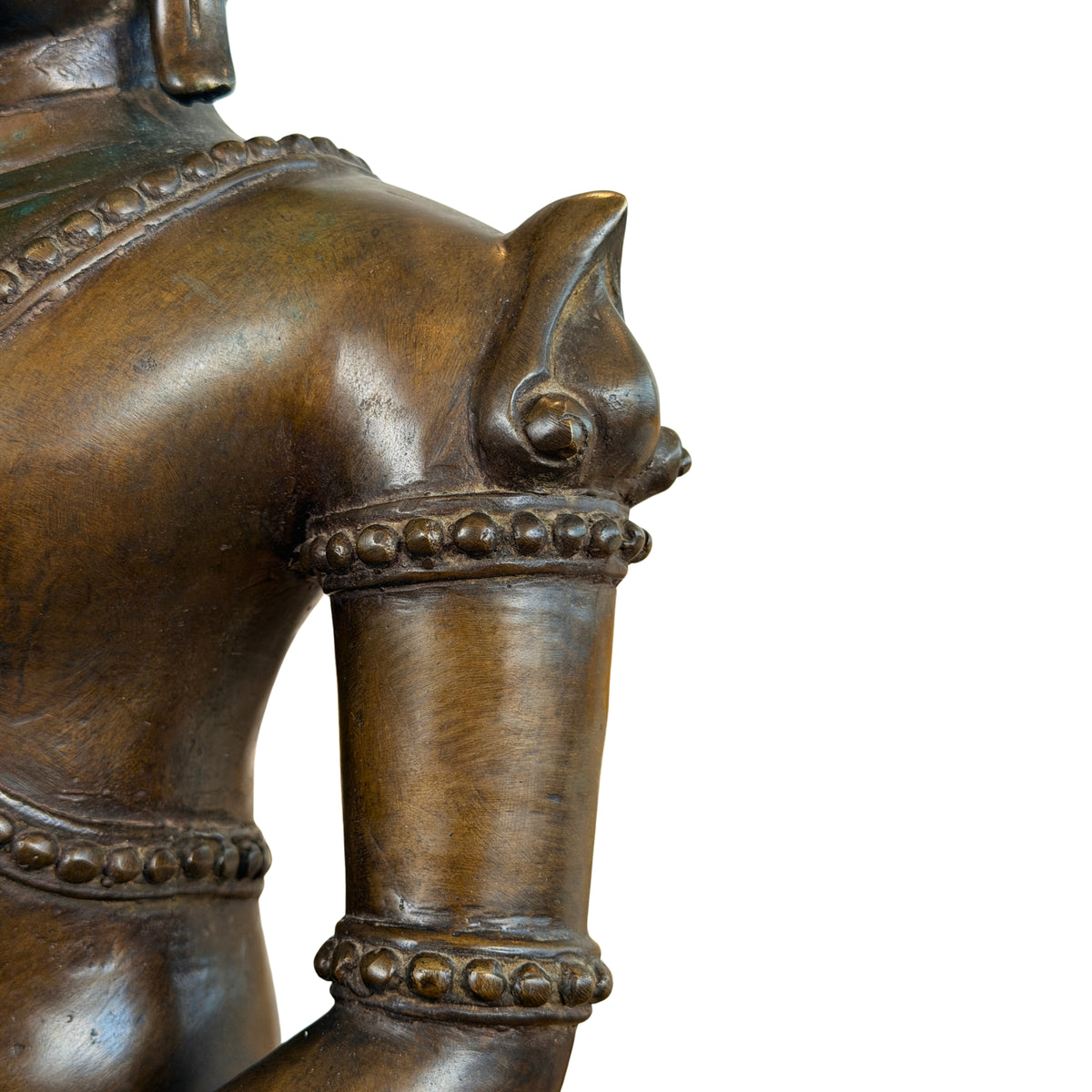Schouderstuk met parelrand en armband, detail