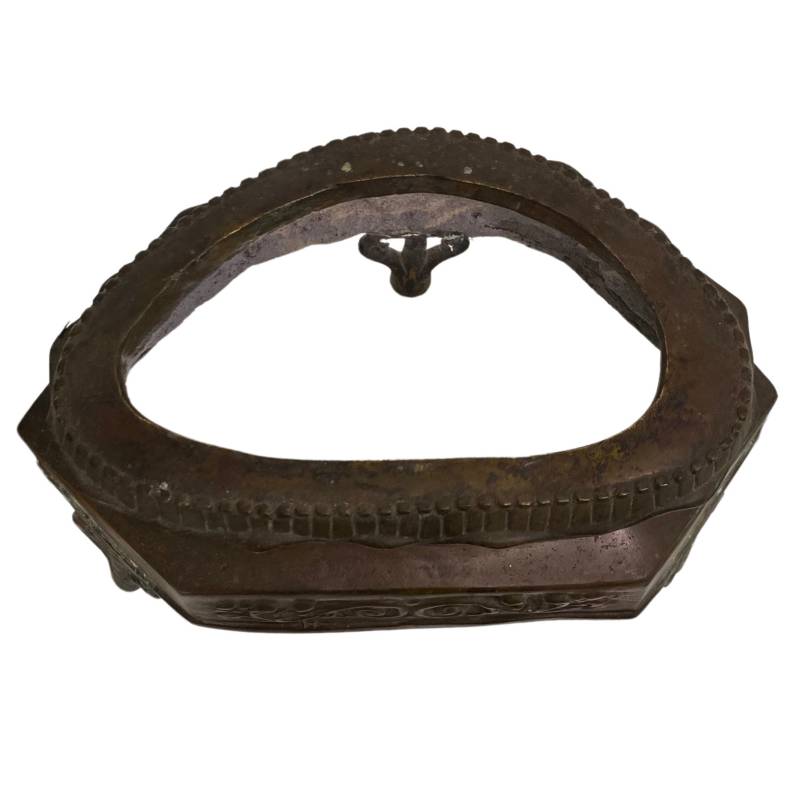 Thaise boeddha beeld brons lotus basis meditatie