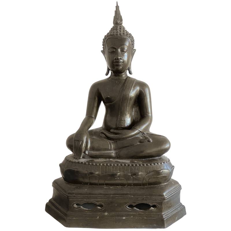 Thaise bronzen zittende Boeddha in bhumisparsha mudra met afneembare vlamvormige ushnisha