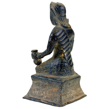 Nang Kwak van linksachter met donkere patina en resten van vergulding.