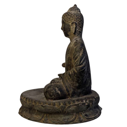 Historisch Tibetaans bronzen Boeddhabeeld met rituele beschadigingen