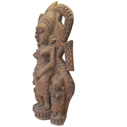 Tribaal Afrikaans beeld hout sculptuur met handwerk details