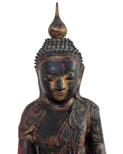 Detail van gezicht en ushnisha van tweede antieke Birmaanse Boeddha
