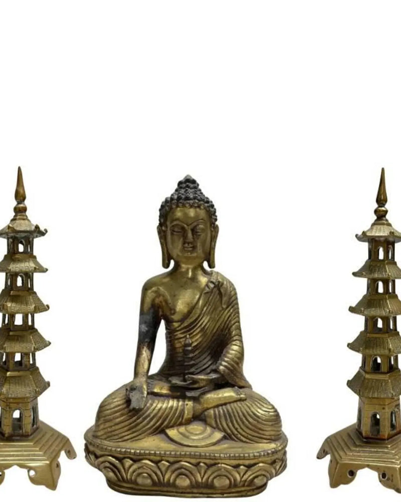 Chinese Bronzen Altaarset met  Medicijn Boeddha en Tweeling Pagode Torens - 3-Delig